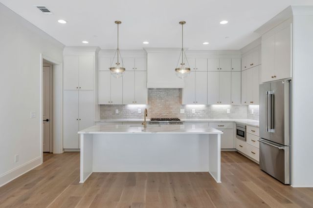 6037 Whitman Rd Unit 102, Franklin, TN 37064