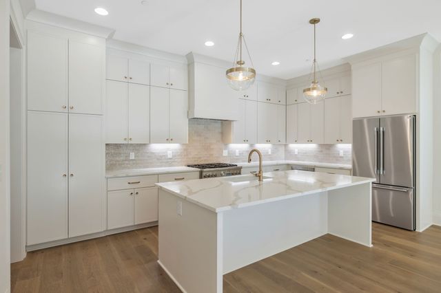 6037 Whitman Rd Unit 102, Franklin, TN 37064