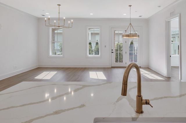 6037 Whitman Rd Unit 102, Franklin, TN 37064