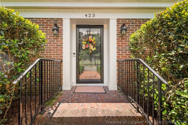 423 Arlington Circle, Sanford, NC 27330