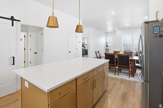 6149 W MOON VALLEY DR, South Jordan, UT 84009