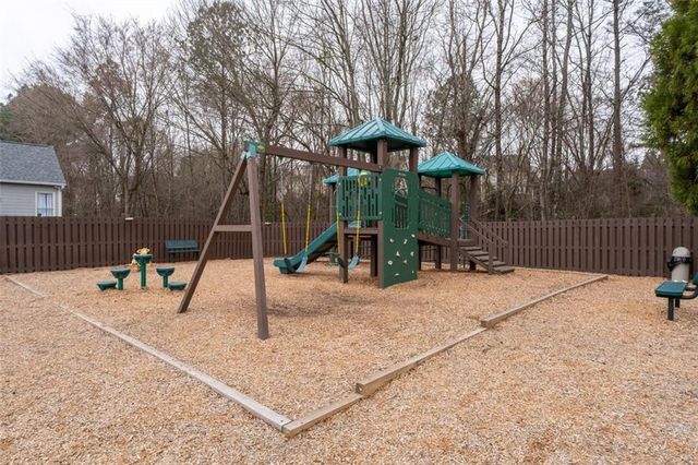 6442 Queens Court Trace 10, Mableton, GA 30126