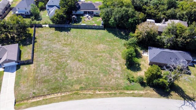 12413 Pecan Drive, Willis, TX 77318