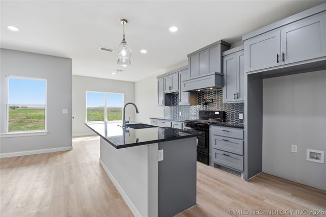 14255 S 4150 Road, Claremore, OK 74017