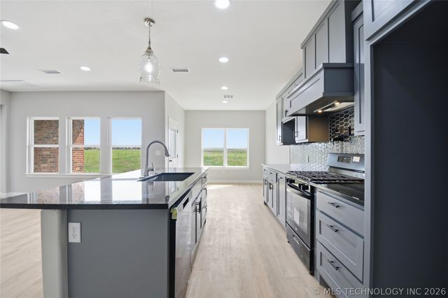 14255 S 4150 Road, Claremore, OK 74017