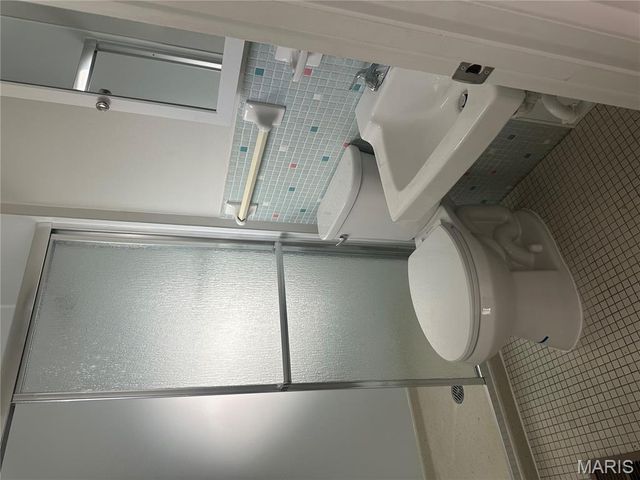 5331 Grove Avenue, St Louis, MO 63135