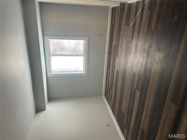 5331 Grove Avenue, St Louis, MO 63135