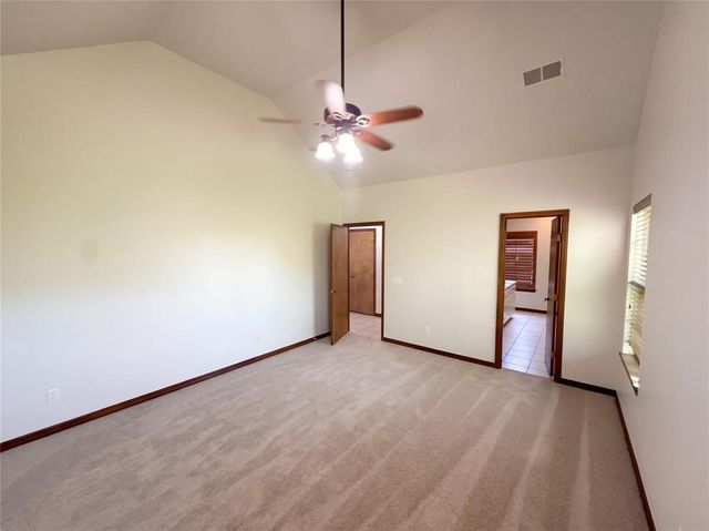 1919 E Kelsey Lane, Stillwater, OK 74075