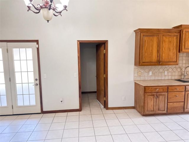 1919 E Kelsey Lane, Stillwater, OK 74075