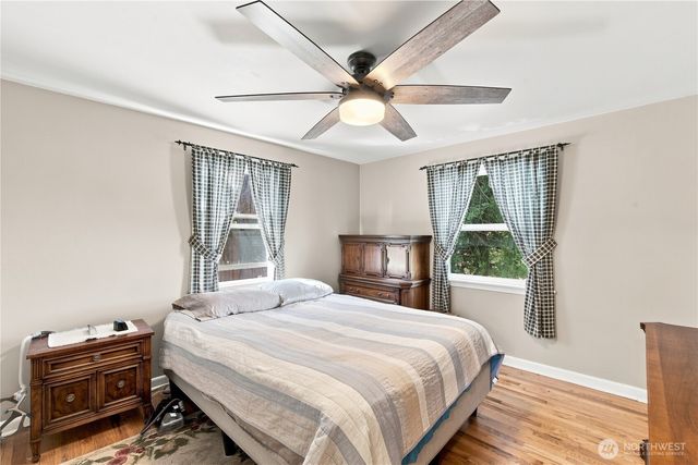 5920 39th Avenue SW, Seattle, WA 98136