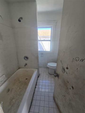 148 Winona Street, Highland Park, MI 48203