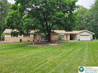 450 Old Allentown Road, Bushkill Twp, PA 18091