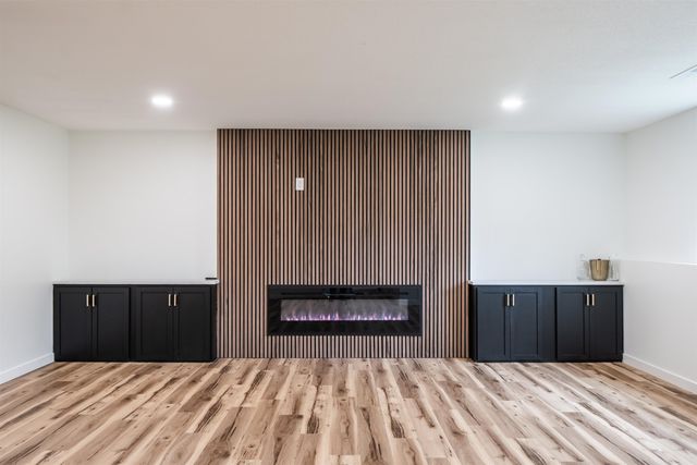 9501 E Stafford Ct, Wichita, KS 67207