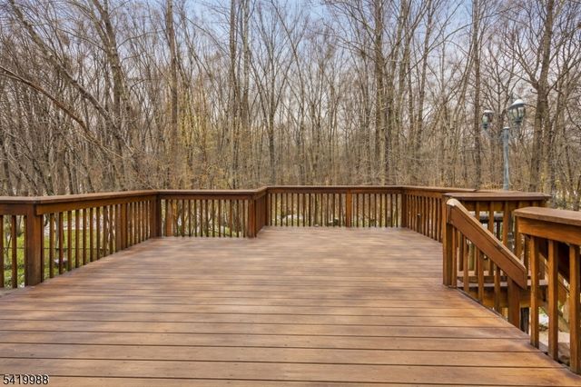 25 Morsell Pl, Old Bridge Twp., NJ 08857