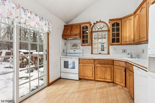 25 Morsell Pl, Old Bridge Twp., NJ 08857