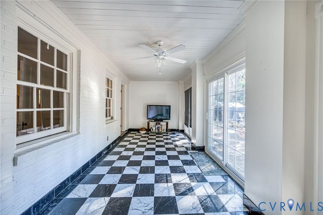 1748 S Sycamore St, Petersburg, VA 23805