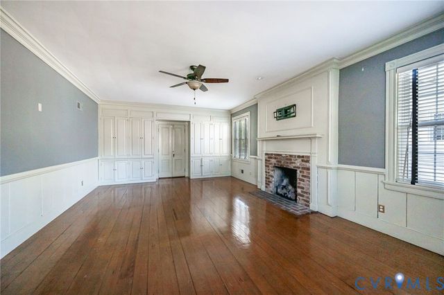 1748 S Sycamore St, Petersburg, VA 23805