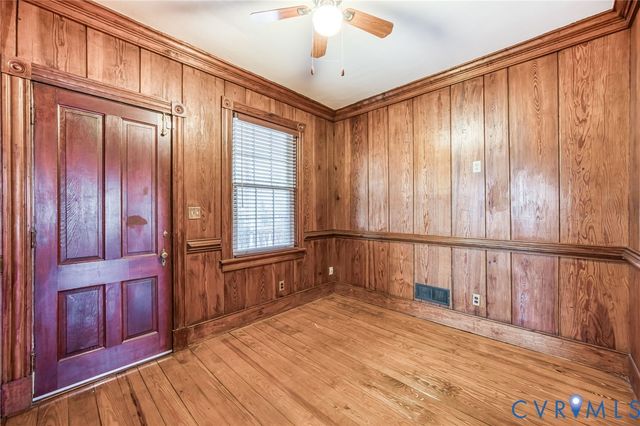 1748 S Sycamore St, Petersburg, VA 23805