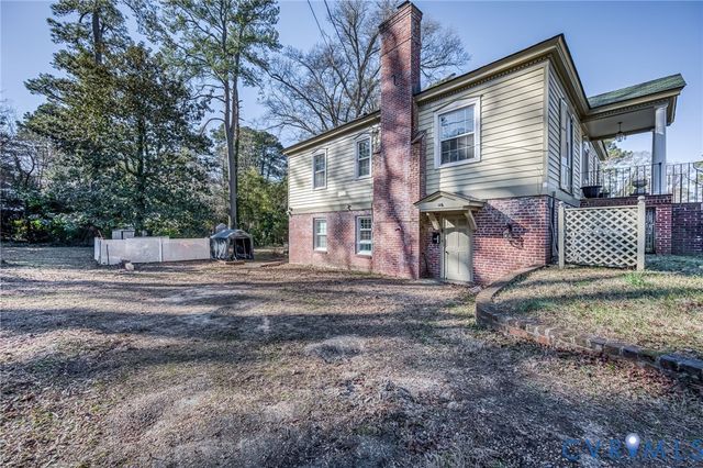 1748 S Sycamore St, Petersburg, VA 23805