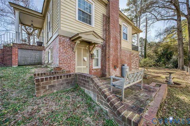 1748 S Sycamore St, Petersburg, VA 23805