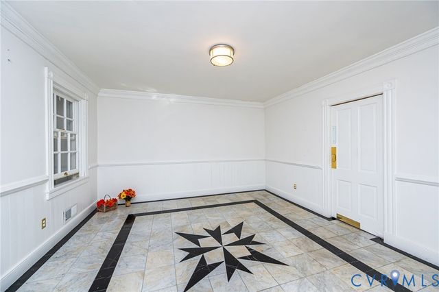 1748 S Sycamore St, Petersburg, VA 23805