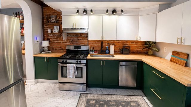 233 N MULBERRY ST, Lancaster, PA 17603