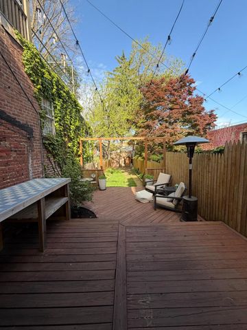 233 N MULBERRY ST, Lancaster, PA 17603