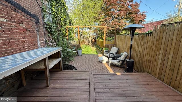 233 N MULBERRY ST, Lancaster, PA 17603