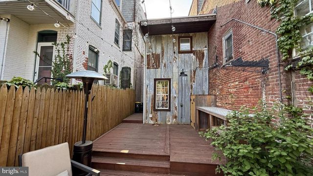 233 N MULBERRY ST, Lancaster, PA 17603