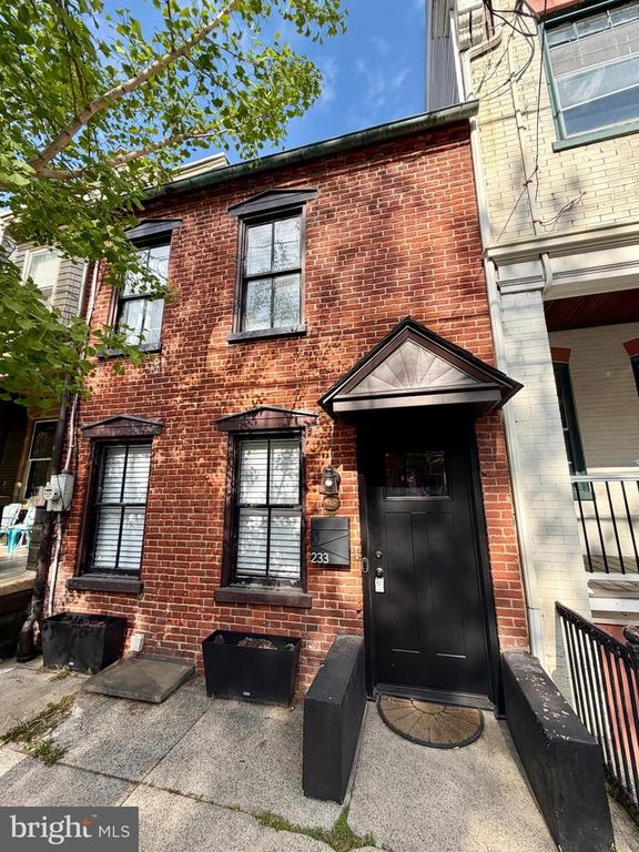 233 N MULBERRY ST, Lancaster, PA 17603