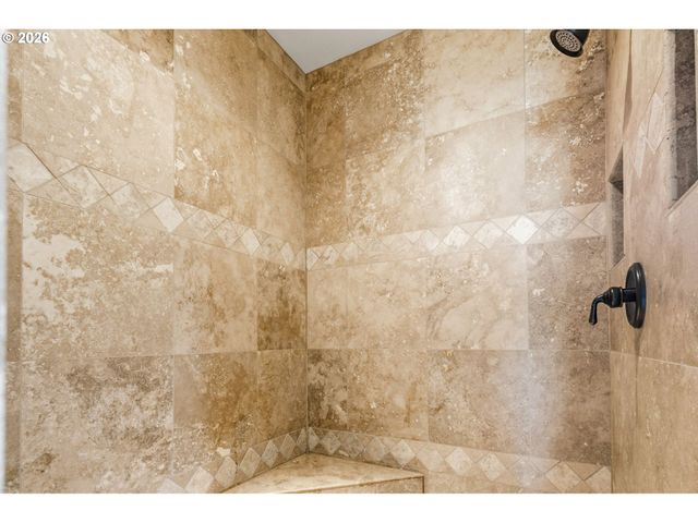 8161 Se MYSTICAL Ln, Salem, OR 97317