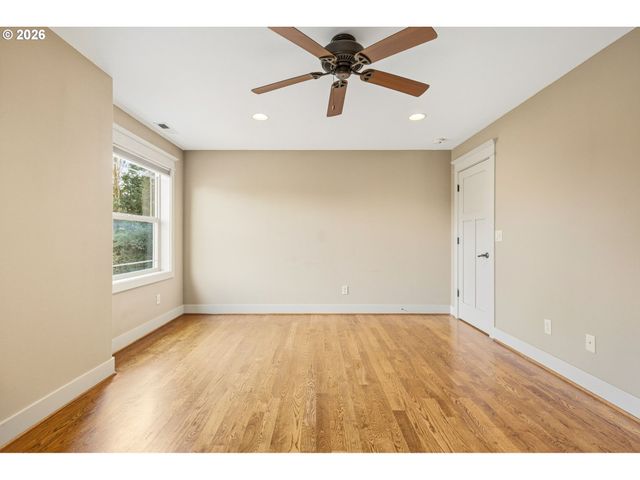 8161 Se MYSTICAL Ln, Salem, OR 97317