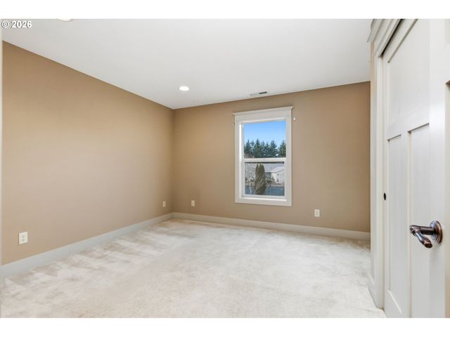 8161 Se MYSTICAL Ln, Salem, OR 97317