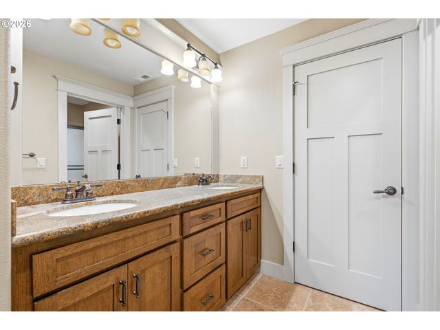 8161 Se MYSTICAL Ln, Salem, OR 97317