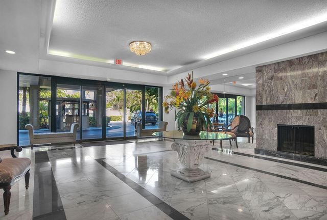 800 NE 195th Street 601, Miami, FL 33179