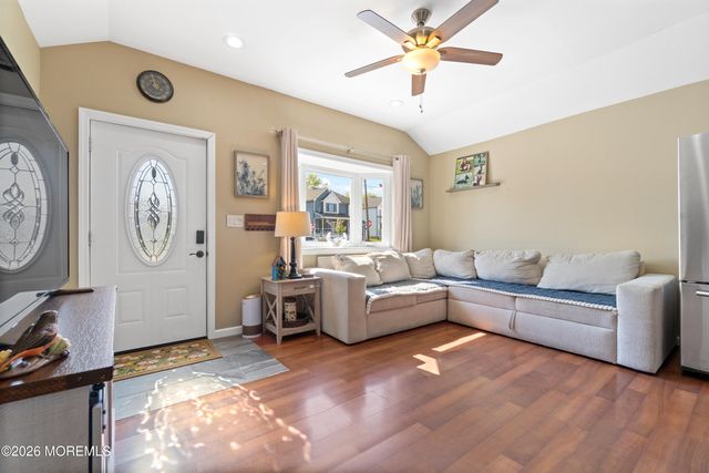 212 Atlantic Street, Keyport, NJ 07735