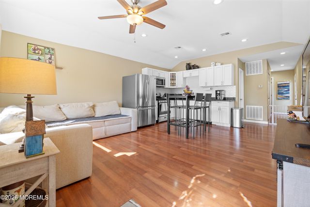 212 Atlantic Street, Keyport, NJ 07735