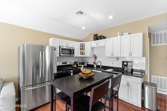 212 Atlantic Street, Keyport, NJ 07735