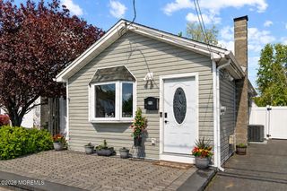 212 Atlantic Street, Keyport, NJ 07735