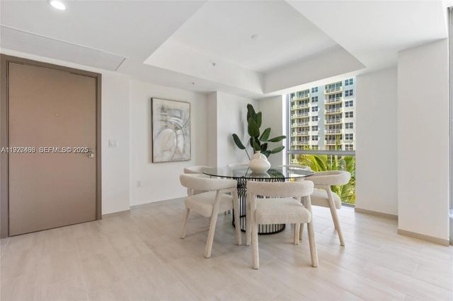 10281 W Bay Harbor Dr 505, Bay Harbor Islands, FL 33154