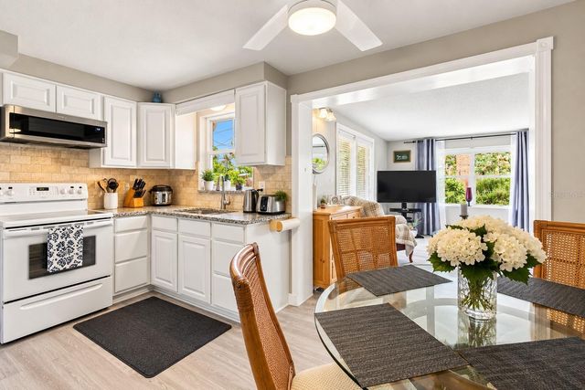 4711 PHOENIX AVENUE, Holiday, FL 34690