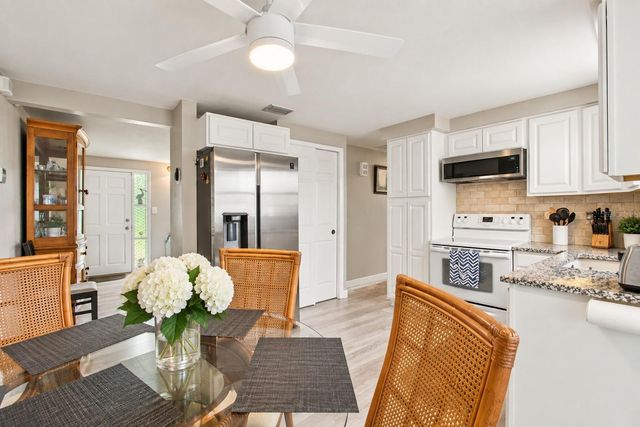 4711 PHOENIX AVENUE, Holiday, FL 34690