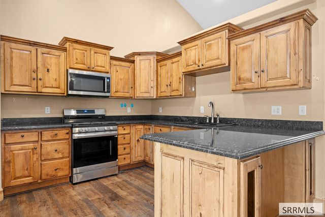 2612 Eastview Drive, Idaho Falls, ID 83401