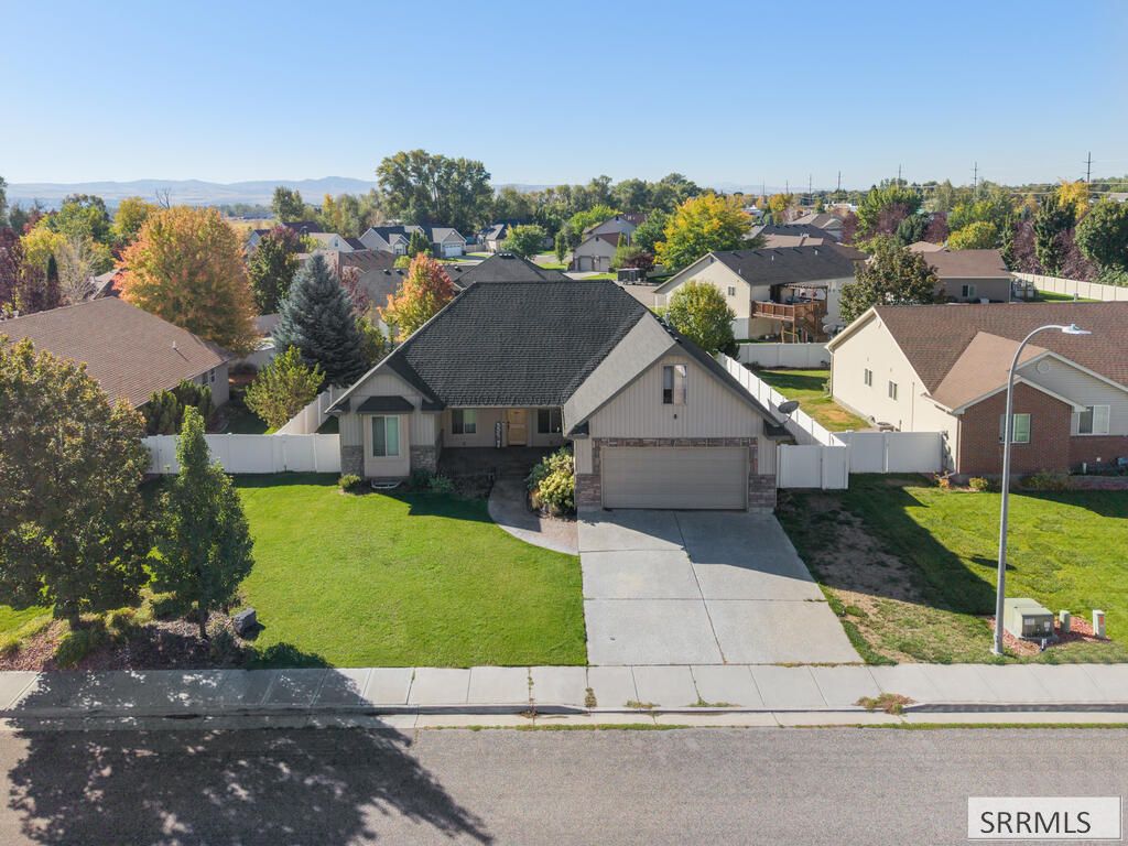 2612 Eastview Drive, Idaho Falls, ID 83401