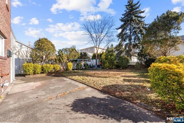 508 Saint Pauls Avenue, Cliffside Park, NJ 07010
