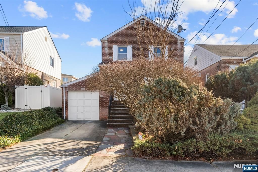508 Saint Pauls Avenue, Cliffside Park, NJ 07010