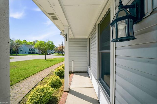 1704 Lancing Crest CIR, Chesapeake, VA 23323