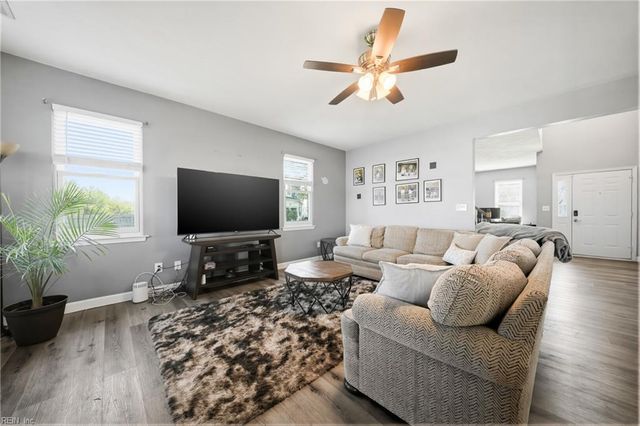 1704 Lancing Crest CIR, Chesapeake, VA 23323