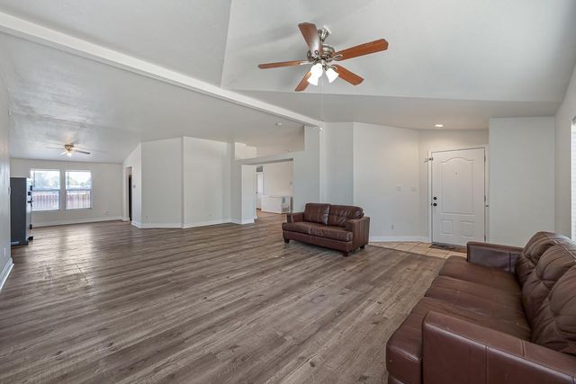 6536 14th St, Rio Linda, CA 95673