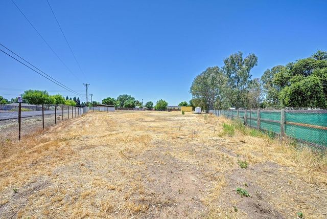 6536 14th St, Rio Linda, CA 95673